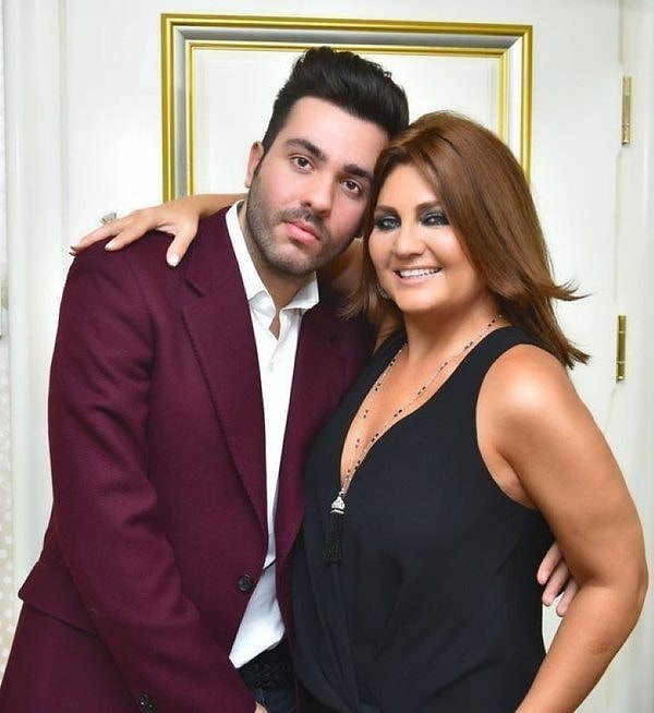 Cinsiyeti Belli Oldu! Babaanne Olmanın Heyecanını Yaşayan Sibel Can Torununa Baby Shower Düzenledi! 1 cinsiyeti belli oldu babaanne olmanin heyecanini yasayan sibel can torununa baby shower duzenledi 0 MlPJ4FV2