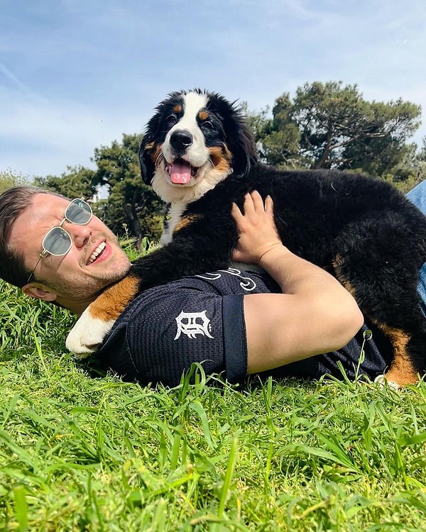 gunesin kizlari dizisindeki karakterinin ismi baba olmaya hazirlanan tolga saritas oglunun adini duyurdu 0 WawpAMbm