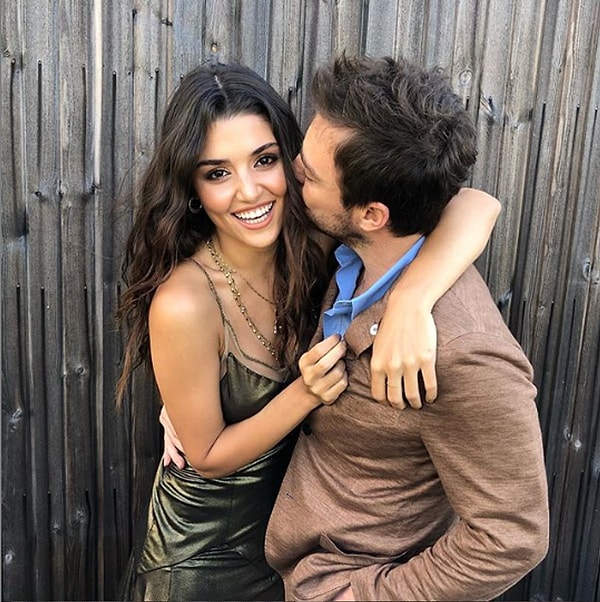 Murat Dalkılıç'ın Hande Erçel'in Gamzeleri Uğruna Yazdığı "Müjgan" Şarkısının Hikayesini Anlatıyoruz! 6 murat dalkilicin hande ercelin gamzeleri ugruna yazdigi mujgan sarkisinin hikayesini anlatiyoruz 5 CZlASMLI