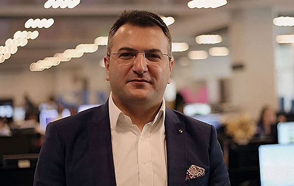 Mustafa Sandal’dan Almanya'da Market Turu: Kilosu 20 Euro Olan Domatesin Peşinde! 1 mustafa sandaldan almanyada market turu kilosu 20 euro olan domatesin pesinde 0 m3LhVCPS