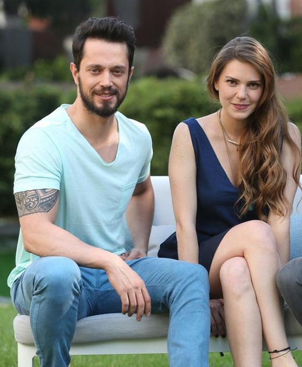 sosyal medyayi sallayan 5 unlu ciftin ayrilik detayi 3 6JHEFObb