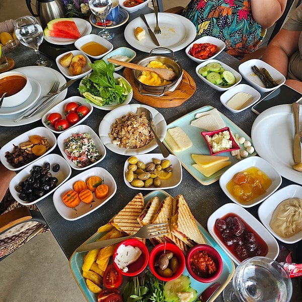 alanya kahvalti mekanlari gune lezzetli baslamak isteyenler icin en keyifli adresler 0 3DFQmzOe