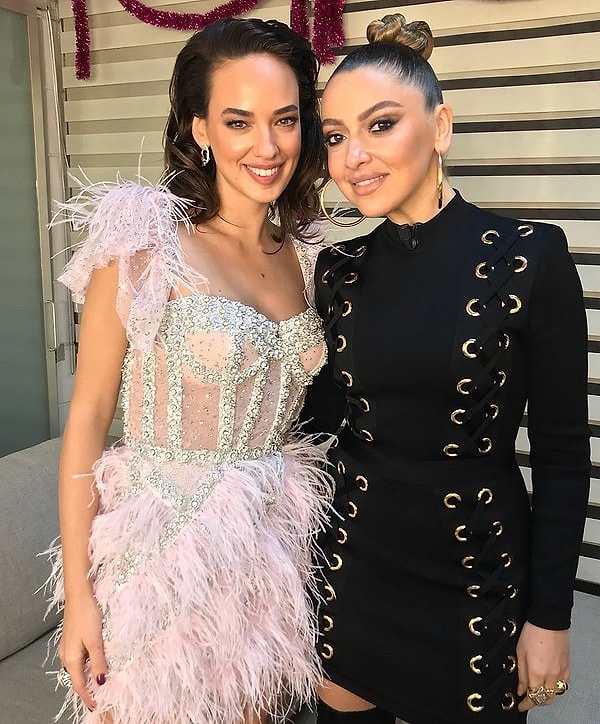 Bir Dönem Kardeş Gibi Olan Hadise ve Seda Bakan Arasındaki Krizin Perde Arkasını Tüm Detaylarıyla Anlatıyoruz! 5 bir donem kardes gibi olan hadise ve seda bakan arasindaki krizin perde arkasini tum tAk3ZRXc