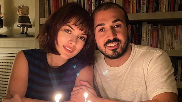 Boşanalı Bir Hafta Oldu: Ezgi Mola'yla Evliliği Biten Mustafa Aksakallı, Murat Boz'la Gecelerde Görüntülendi 1 bosanali bir hafta oldu ezgi molayla evliligi biten mustafa aksakalli murat bozla gecelerde goruntulendi j7rEvkI7