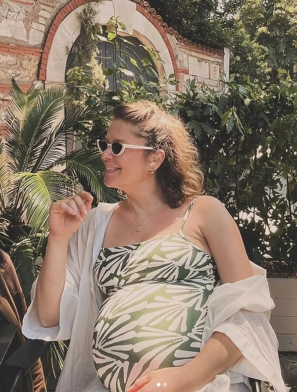 Kollar Bacaklar Boğum Boğum Olmuş Bile: Burcu Biricik'in Kopyası Olan Kızı Luna Son Haliyle Kalpleri Eritti! 1 kollar bacaklar bogum bogum olmus bile burcu biricikin kopyasi olan kizi luna son haliyle OZyuIusp