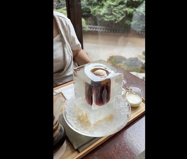 Lüks ve Pahalı Restoranların Masaya Geldiğinde Hayatı Sorgulatacak Göz Kanatan Sunumları 11 luks ve pahali restoranlarin masaya geldiginde hayati sorgulatacak goz kanatan sunumlari 10 wOkwGDMQ