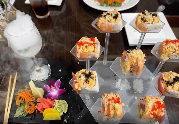 Lüks ve Pahalı Restoranların Masaya Geldiğinde Hayatı Sorgulatacak Göz Kanatan Sunumları 3 luks ve pahali restoranlarin masaya geldiginde hayati sorgulatacak goz kanatan sunumlari 2 adVgnZ8s