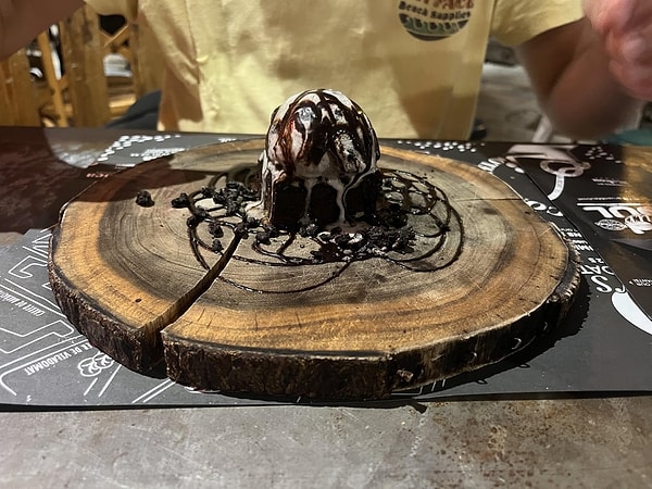 Lüks ve Pahalı Restoranların Masaya Geldiğinde Hayatı Sorgulatacak Göz Kanatan Sunumları 5 luks ve pahali restoranlarin masaya geldiginde hayati sorgulatacak goz kanatan sunumlari 4 OPqs2Kfn
