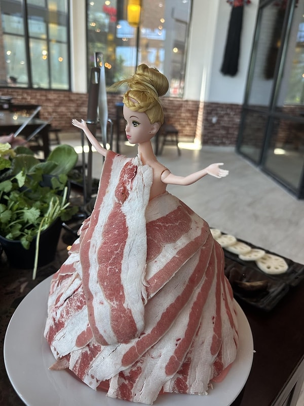 Lüks ve Pahalı Restoranların Masaya Geldiğinde Hayatı Sorgulatacak Göz Kanatan Sunumları 6 luks ve pahali restoranlarin masaya geldiginde hayati sorgulatacak goz kanatan sunumlari 5 H6YNN4fM