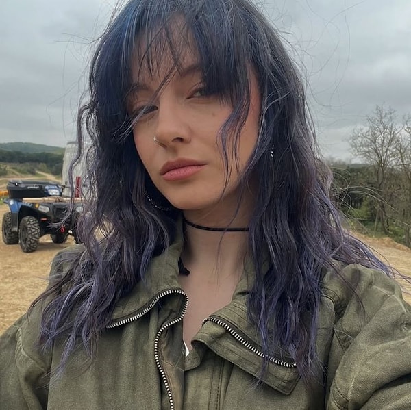 Manifest Grubu Üyesi Zeynep Oktay Kimdir, Kaç Yaşında? Zeynep Oktay Kariyeri ve Instagram Hesabı 5 manifest grubu uyesi zeynep oktay kimdir kac yasinda zeynep oktay kariyeri ve instagram hesabi