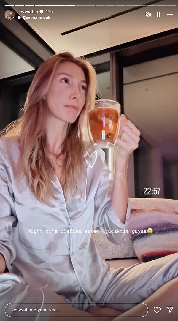 nazli sabanci kiziyla ikiz oldu sevval sahini uyku tutmadi 31 temmuzda unlulerin instagram hikayeleri WIOdqRU3