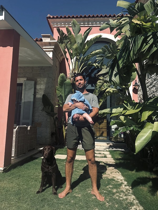 Pınar Deniz'i Kıskandı: Bu Kez Kaan Yıldırım Minik Oğlu Fikret Hakan'la Baş Başa Pozunu Paylaştı! 4 pinar denizi kiskandi bu kez kaan yildirim minik oglu fikret hakanla bas basa pozunu PY8BhjRQ