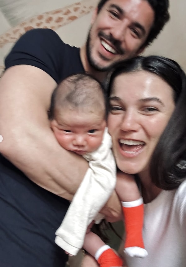 Pınar Deniz'i Kıskandı: Bu Kez Kaan Yıldırım Minik Oğlu Fikret Hakan'la Baş Başa Pozunu Paylaştı! 2 pinar denizi kiskandi bu kez kaan yildirim minik oglu fikret hakanla bas basa pozunu