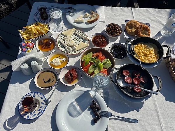 Silivri Kahvaltı Mekanları! Doğayla İç İçe Lezzetli Kahvaltı Durakları 1 silivri kahvalti mekanlari dogayla ic ice lezzetli kahvalti duraklari 0 hg2SkV9v