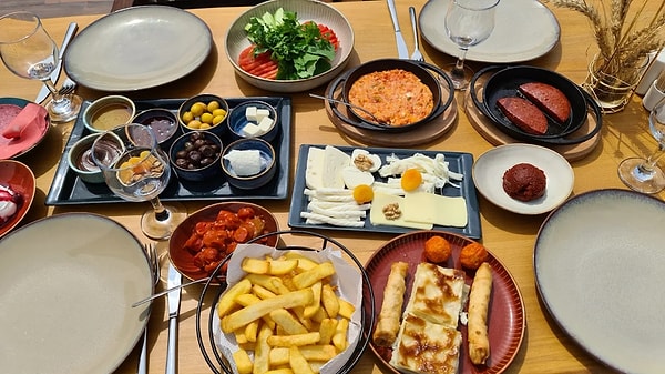 Silivri Kahvaltı Mekanları! Doğayla İç İçe Lezzetli Kahvaltı Durakları 4 silivri kahvalti mekanlari dogayla ic ice lezzetli kahvalti duraklari 3