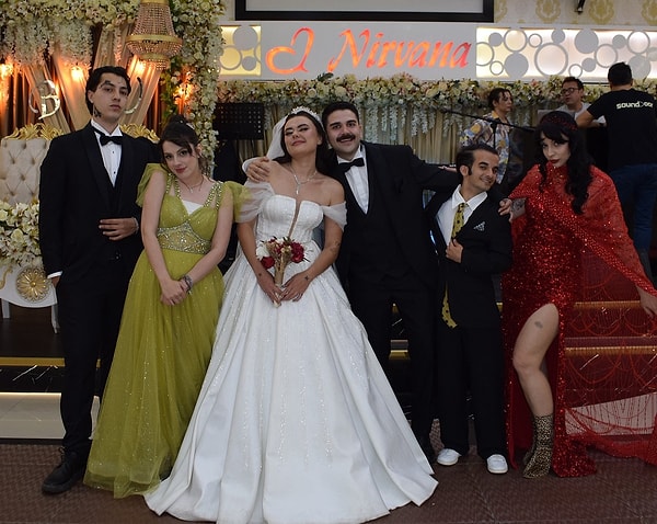 Sude Belkıs Tarafını Seçti: Hasçelikler and The City'nin Caka'sı ve Fatoş'u Birbirine Girdi! 1 sude belkis tarafini secti hascelikler and the citynin cakasi ve fatosu birbirine girdi 0
