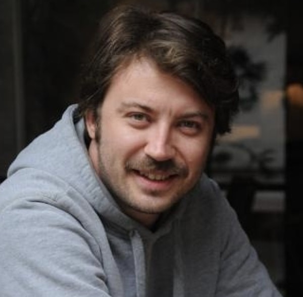 Tolga Güleç Kimdir? Tolga Güleç Hangi Dizi ve Filmlerde Oynadı? 1 tolga gulec kimdir tolga gulec hangi dizi ve filmlerde oynadi 0 vGRiT8FR