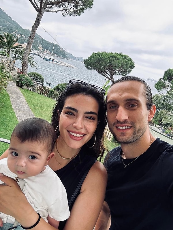 Tombik Ayakları Kalpleri Eritti: Melisa Aslı Pamuk 6 Ay Önce Kucağına Aldığı Oğlu Mylan'la Pozunu Paylaştı! 3 tombik ayaklari kalpleri eritti melisa asli pamuk 6 ay once kucagina aldigi oglu mylanla