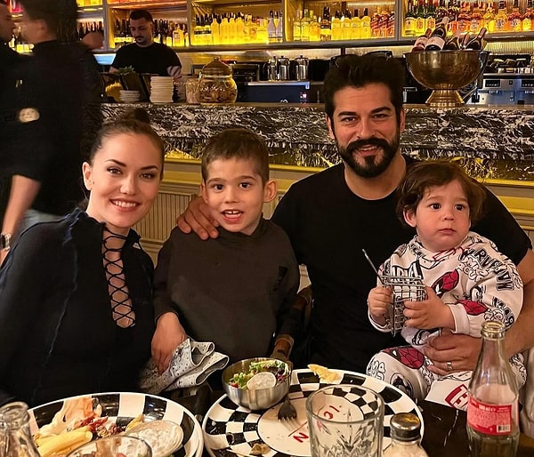Burak Özçivit Fahriye Evcen Çiftinin Oğulları Karan’ın Okul Ücreti Dudak Uçuklattı 1 burak ozcivit fahriye evcen ciftinin ogullari karanin okul ucreti dudak ucuklatti 0 ver422lk