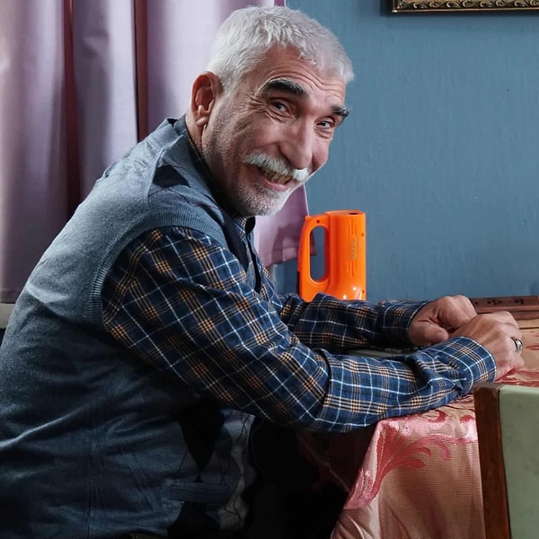 Fazilet Onat'ın İfşa Ettiği 76 Yaşındaki Oyuncu Cezmi Baskın, Hakkında Çıkan Taciz İddiasına Cevap Verdi 2 fazilet onatin ifsa ettigi 76 yasindaki oyuncu cezmi baskin hakkinda cikan taciz iddiasina cevap 4GyXjGTS
