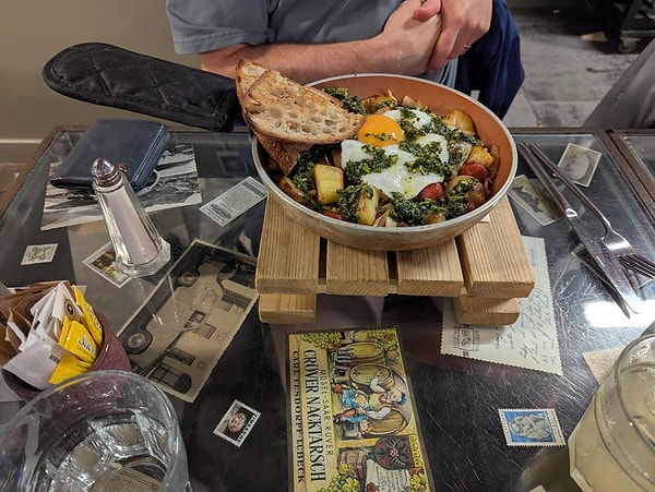 Lüks ve Pahalı Restoranların Masaya Geldiğinde Hayatı Sorgulatacak Göz Kanatan Sunumları 10 luks ve pahali restoranlarin masaya geldiginde hayati sorgulatacak goz kanatan sunumlari 9 F81KWDSn