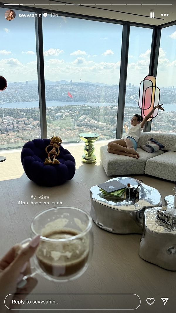 silinmeden yetisin 19 agustosta unlulerin paylastigi kacarsa yazik olur temali instagram hikayeleri 3 BWr4SrCV