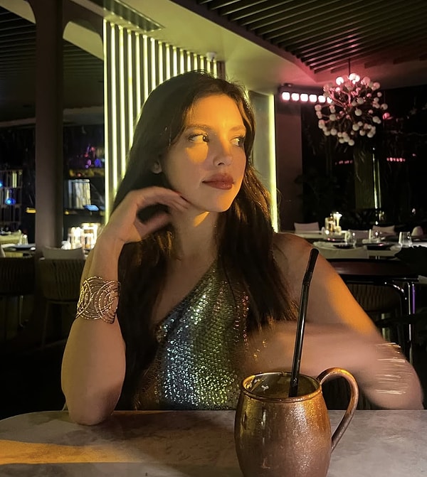 Takıntısı Bitmedi: Hakan Sabancı'nın Hande Erçel'le Ayrıldığını Öğrenen Aygün Aydın'dan Olay Paylaşım! 2 takintisi bitmedi hakan sabancinin hande ercelle ayrildigini ogrenen aygun aydindan olay paylasim 1 bkFf8wEO