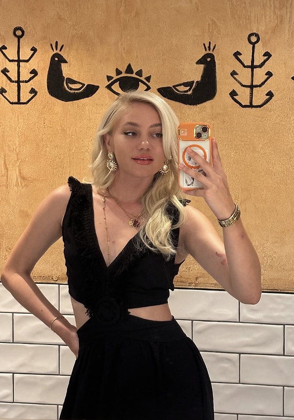 tilbe uslu kimdir kac yasinda somer sivrioglunun sevgilisi tilbe uslu hakkinda merak edilenler 0 lNYrYjKg