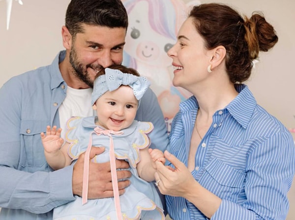 ucuncu kisi iddiasi patladi berk oktay ve yildiz cagri atiksoyun evliliginde sette baslayan yakinlasma 3wP5mvN1