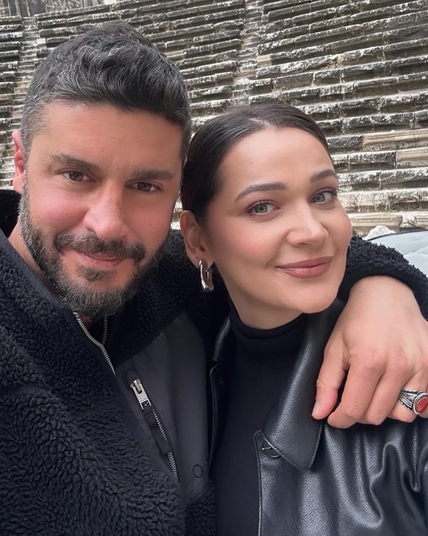 ucuncu kisi iddiasi patladi berk oktay ve yildiz cagri atiksoyun evliliginde sette baslayan yakinlasma