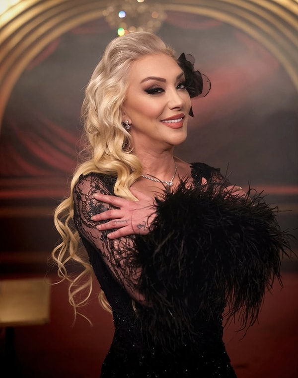 Arabesk Sanatçısı Güllü'nün Son Röportajındaki Duygusal Sözleri Yürek Burktu! 1 arabesk sanatcisi gullunun son roportajindaki duygusal sozleri yurek burktu 0 SGnydNrs