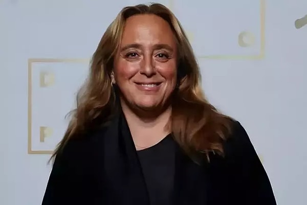 Hayal Köseoğlu'ndan 8 Aydır Tutuklu Menajer Ayşe Barım'ın Sektör Sitemine Sağlam Cevap! 1 hayal koseoglundan 8 aydir tutuklu menajer ayse barimin sektor sitemine saglam cevap 0 s6TJLtOw