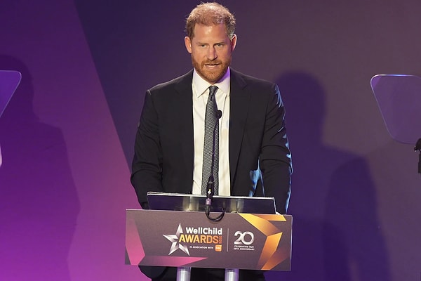 meger ne izliyorlarmis prens harry esi meghan markella netflixte izledigi dizileri acikladi 0 8JOXz3Ut