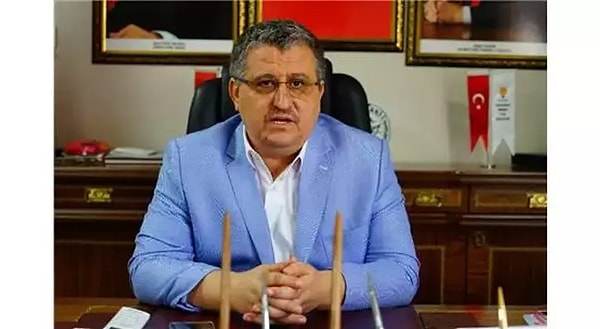 Melek Mosso'dan Kıyafetini Ayıplayıp "Giyinmemiş" Diyen AKP'li İsme Cevap! 1 melek mossodan kiyafetini ayiplayip giyinmemis diyen akpli isme cevap 0 SpWOQdSV