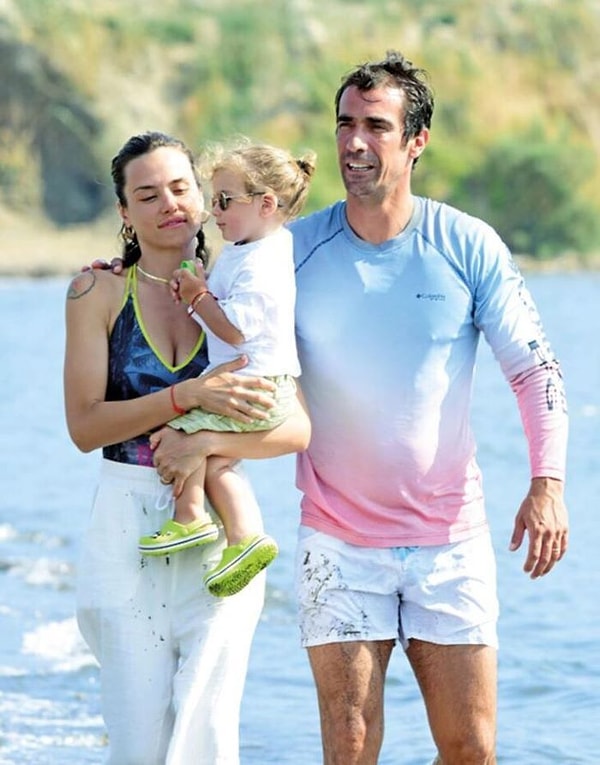 yazin son surprizi geldi ibrahim celikkol ve deli divane asik oldugu sevgilisi natali yarcan 2vG2CBnV