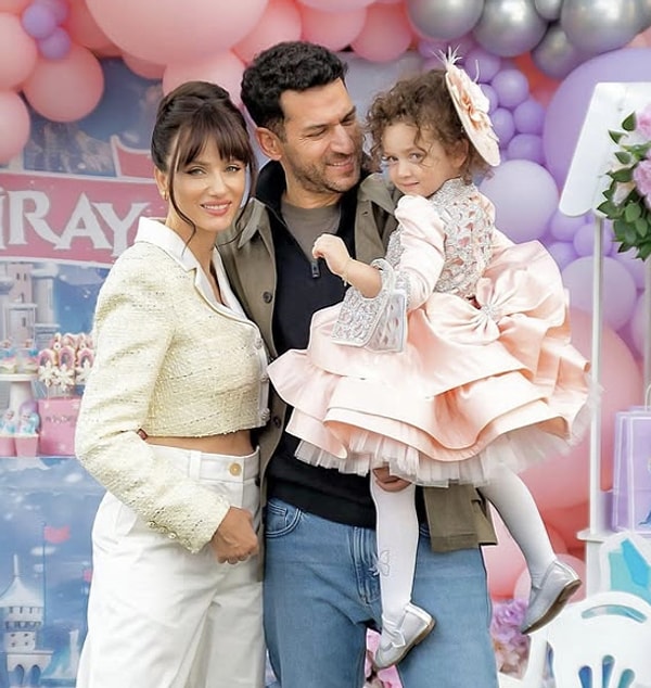 annesinin kopyasi iman elbani ve murat yildirimin cam gozlu minik kizi guzelligiyle buyuledi 1 CK9Wa4XD
