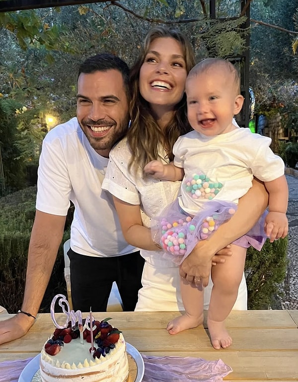 Old Money Dizisiyle Dönen 41 Yaşındaki Aslı Enver'in Su Götürmez Güzelliği Sosyal Medyayı Ayağa Kaldırdı! 1 old money dizisiyle donen 41 yasindaki asli enverin su goturmez guzelligi sosyal medyayi ayaga