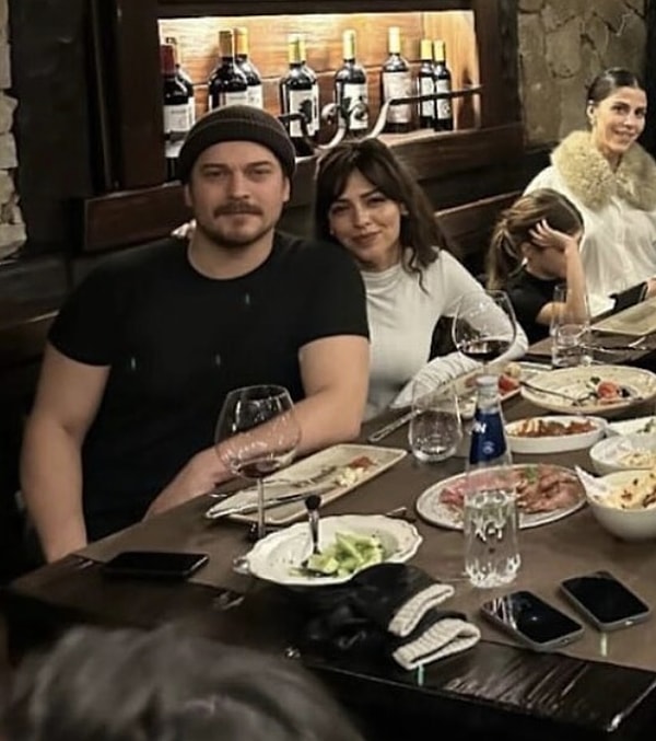 aslihan malborayi oven bir kullanicinin cagatay ulusoy nasil tavladi sorusu xte ortaligi karistirdi 0 RdQNdRAY
