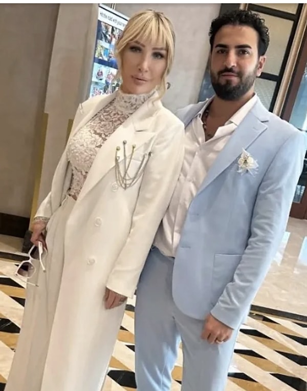 Bir Kuyumcunun Açılışında Sahne Alan Seda Sayan'ın O Görüntüleri Gündem Oldu 1 bir kuyumcunun acilisinda sahne alan seda sayanin o goruntuleri gundem oldu 0 LMVlZbVC