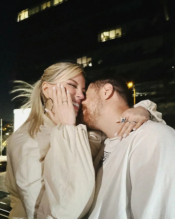 Böyle Kaynana Görülmedi: Burak Yörük'ün Annesinin WhatsApp Profil Fotoğrafı Kısa Sürede Gündem Oldu! 1 boyle kaynana gorulmedi burak yorukun annesinin whatsapp profil fotografi kisa surede gundem oldu 0 jG6MKBsv