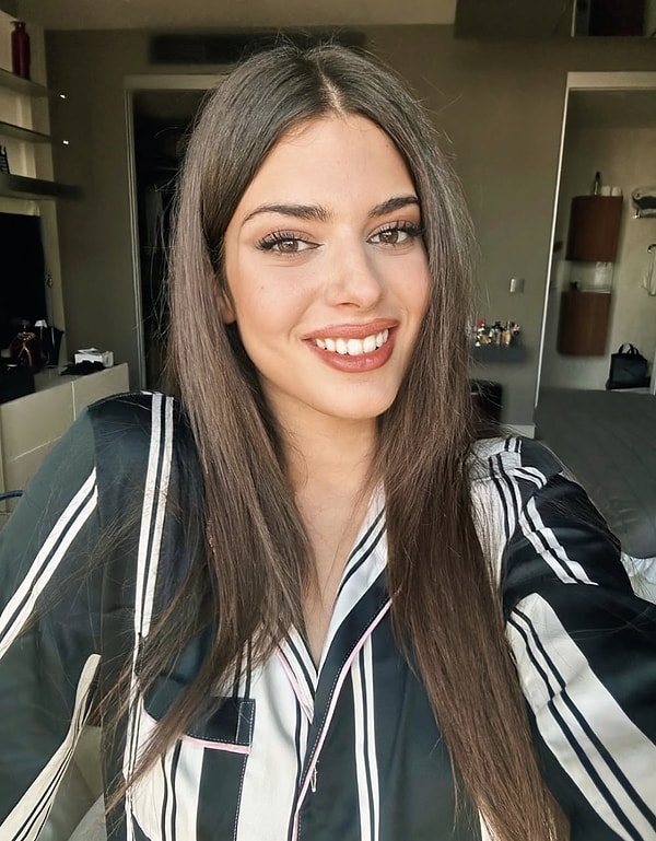 Derin Talu, Makyajlı ve Makyajsız Halini Karşılaştırdı! 2 derin talu makyajli ve makyajsiz halini karsilastirdi 1 XNJHalM5