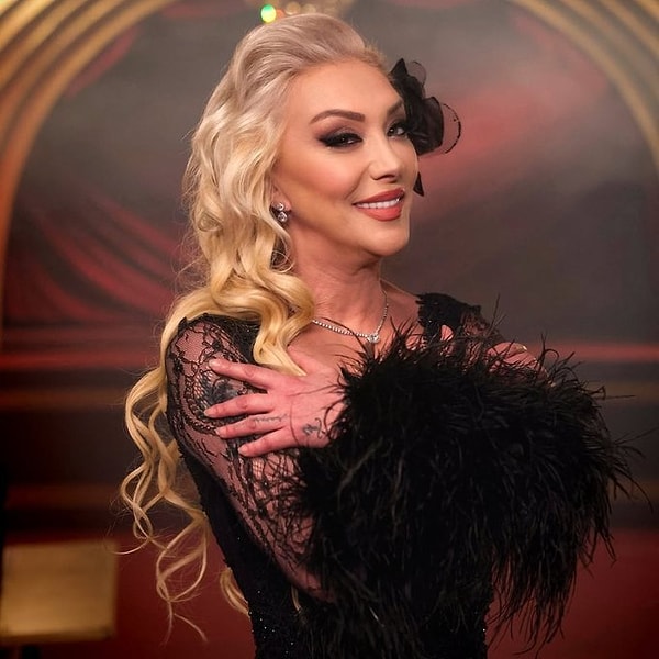 gullunun kizi tugyanin annesi tarafindan darp edildigini iddia ettigi goruntuler gundem oldu 0 bsBS4Amz