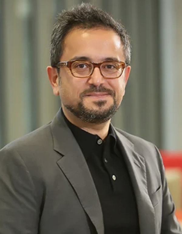 950 milyon dolarlik servetin sahibi ali sabanci cocukken kacak ithal olta sattigini itiraf etti eXi3Ik36