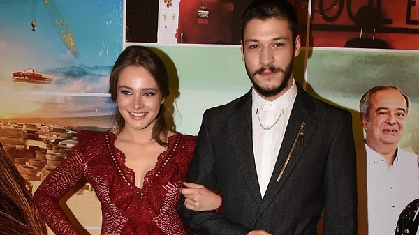 kubilay akanin kabarik ask defterini masaya yatiriyoruz 1 c5ZdraFM