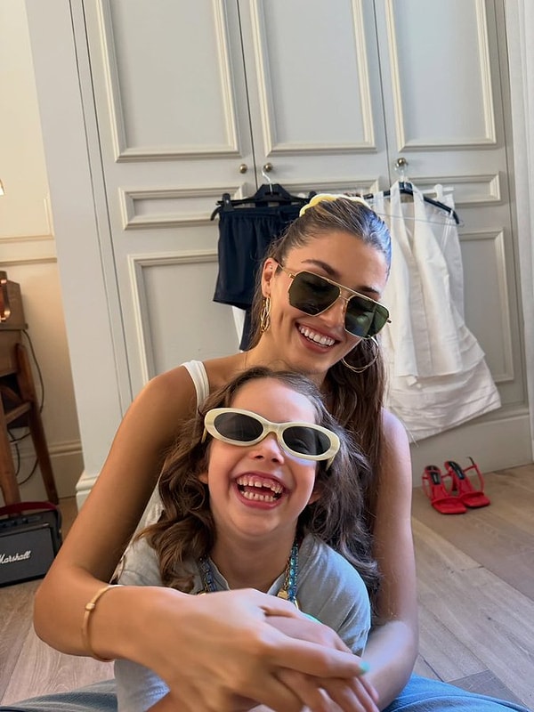 yegeni maviye olan duskunluguyle bilinen hande ercelden teyzelik dersi 1